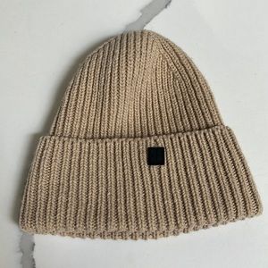 SWEATY BETTY RIBBED BEANIE